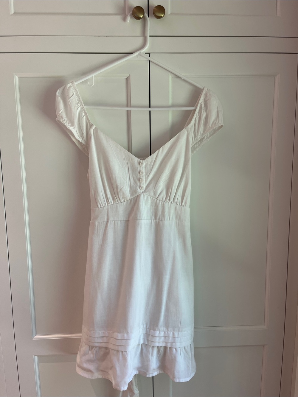 Hollister White V-Neck Button Front Dress